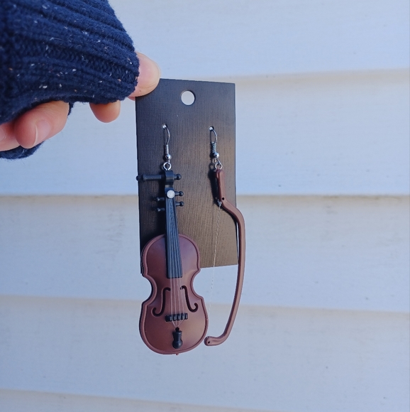 》Violin Large Mis-Match Musician Earrings - Picture 2 of 5